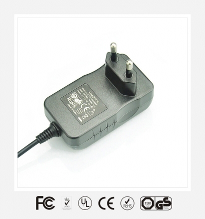 歐規(guī)優(yōu)質電源適配器